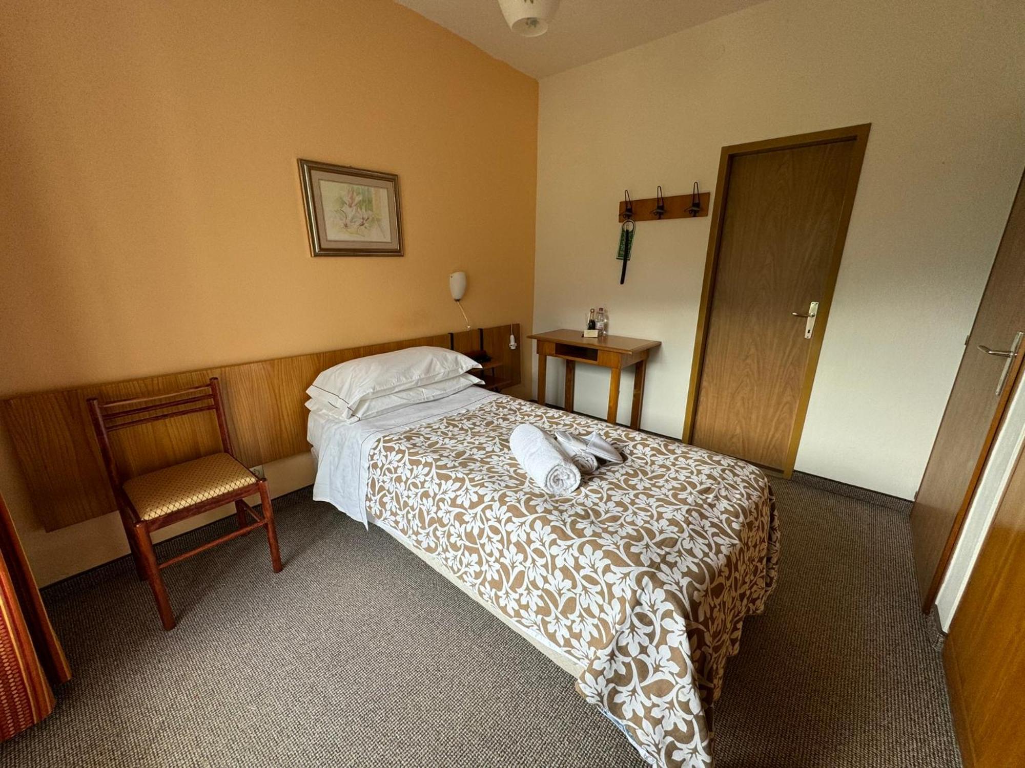 Garden Hotel Bellariva Molveno Δωμάτιο φωτογραφία